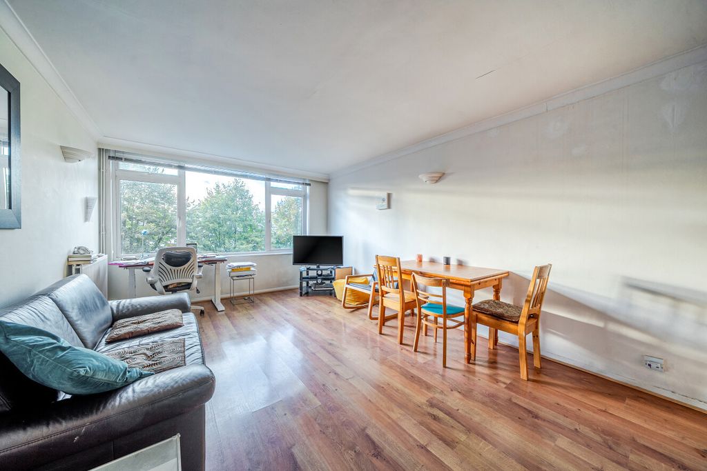 Property photo 2 of 12 1529964-22-1A11c8...