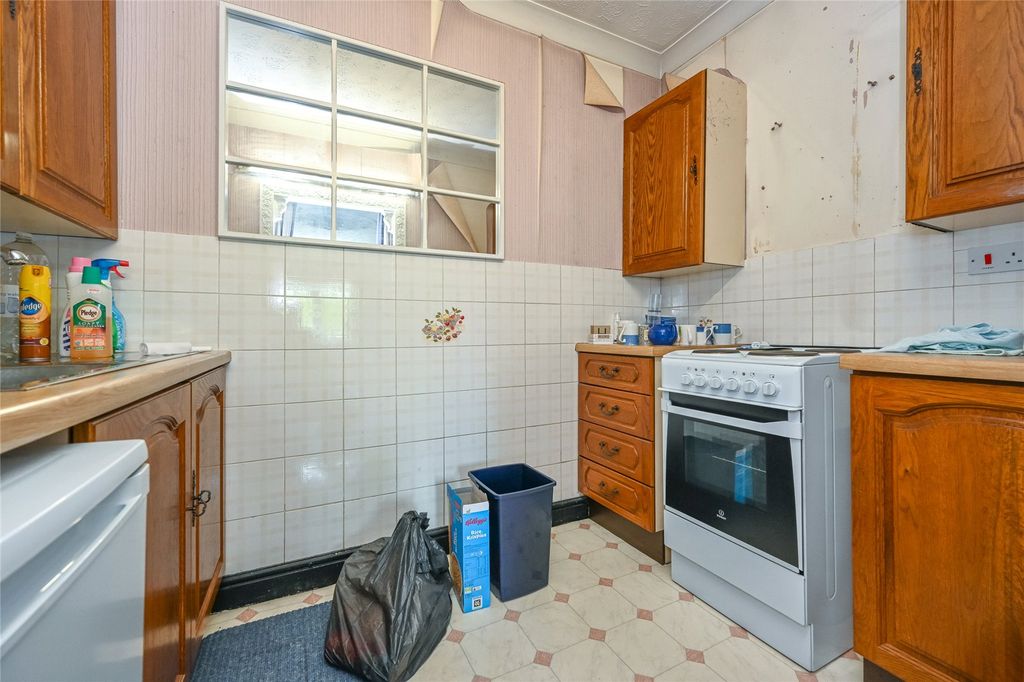 Property photo 3 of 15 Picture No. 07