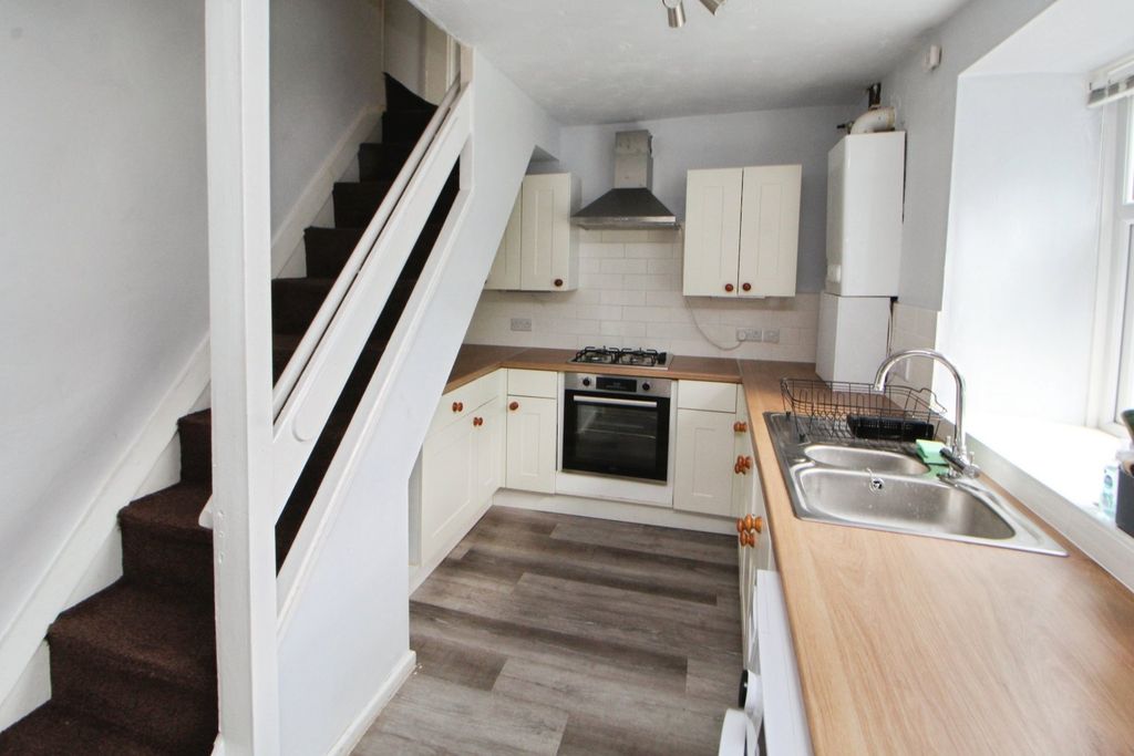 Property photo 3 of 6 Picture No. 02