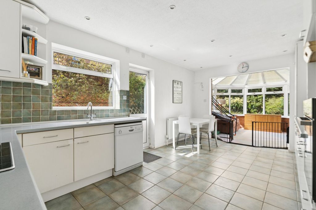 Property photo 2 of 22 Kitchen