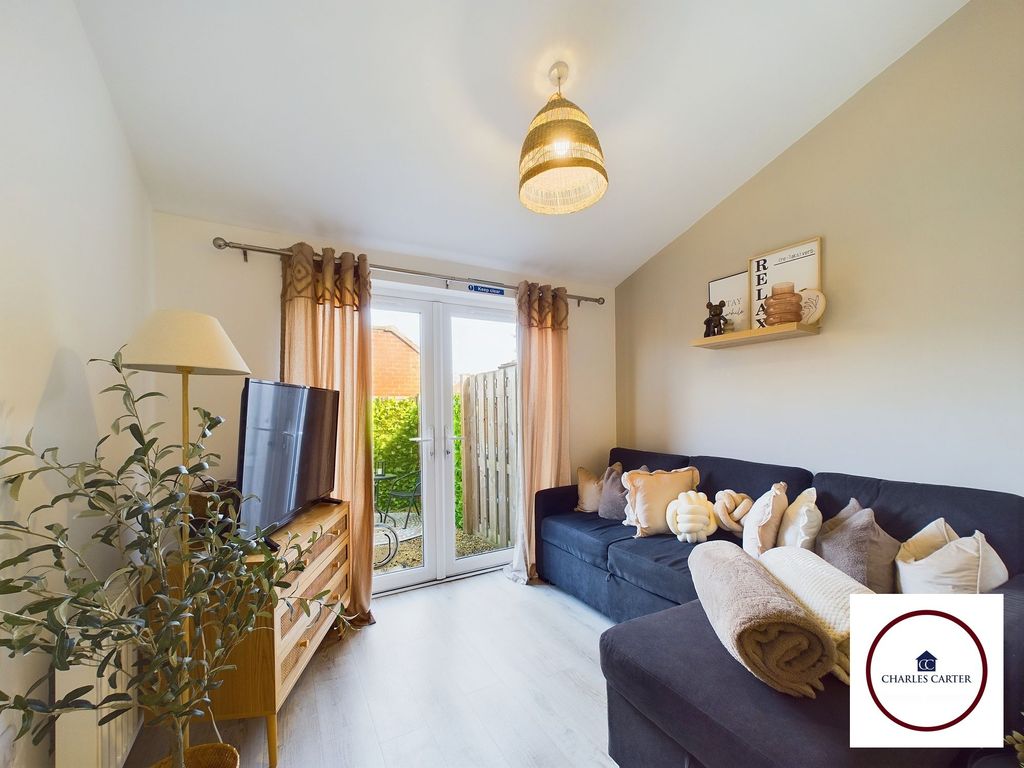 Property photo 2 of 20