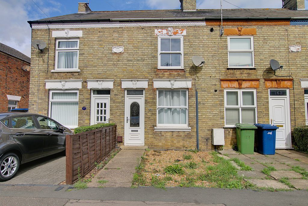 Property photo 1 of 9