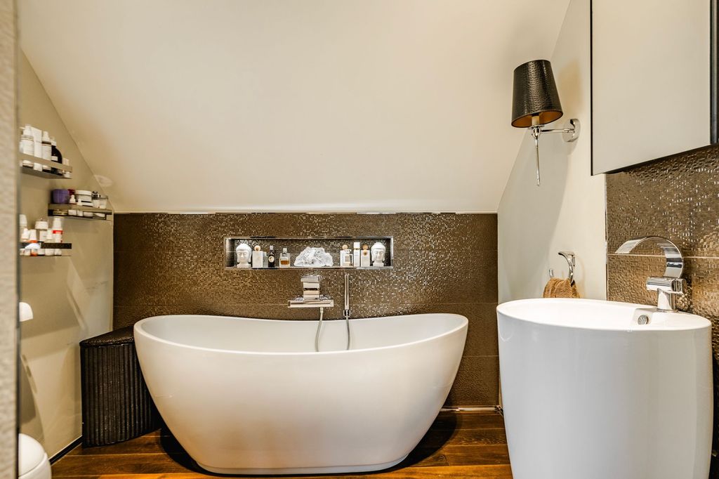 Additional image 23 of 2 bed detached house for saleHolton Road, Halesworth IP19