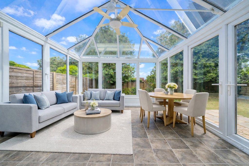 Property photo 2 of 18 Picture No. 41