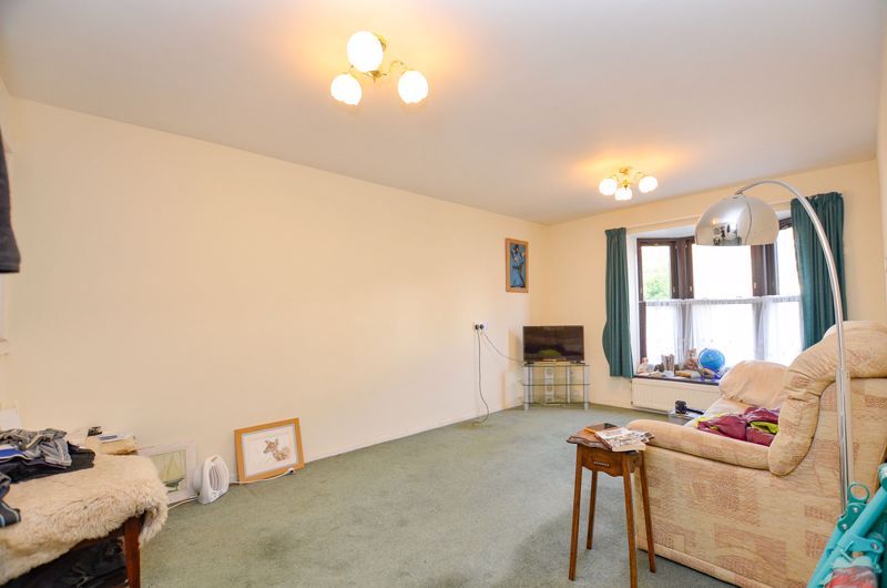 Property photo 3 of 8 Photo 7