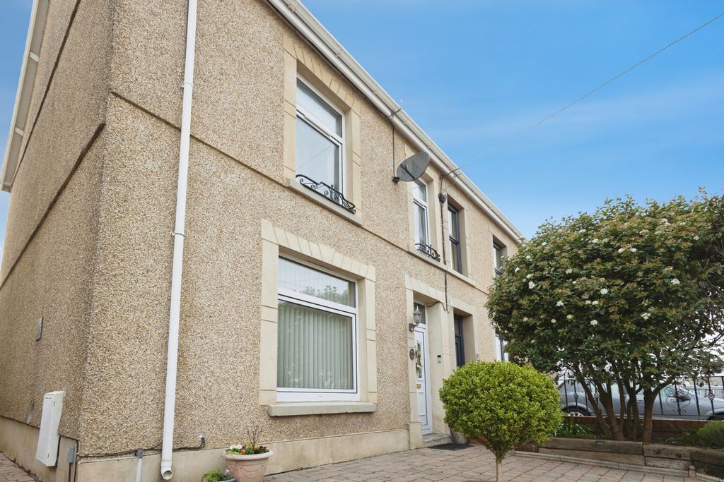 Property photo 2 of 20 Pbox-Img.Jpg