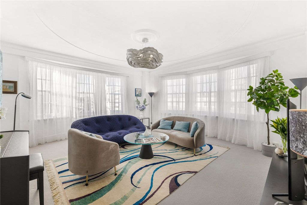 Property photo 3 of 22 Picture No. 03