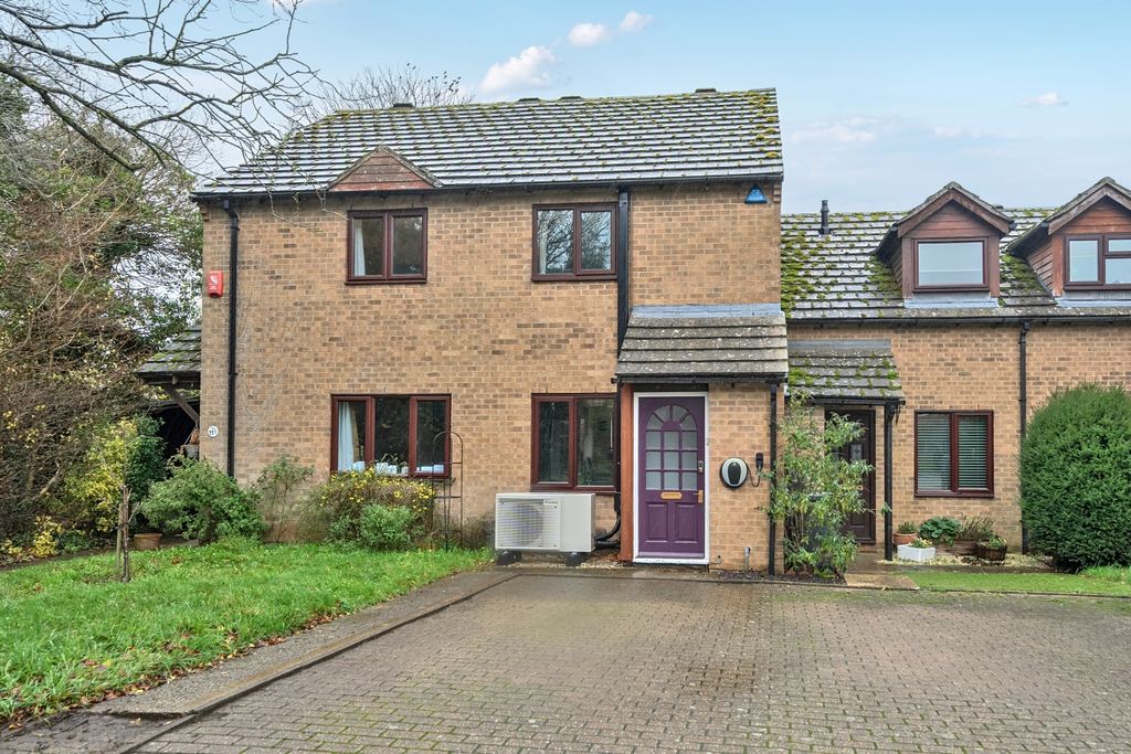 Property photo 1 of 11 1385585-2-692Db575c256E