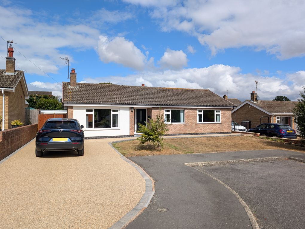 Property photo 1 of 31