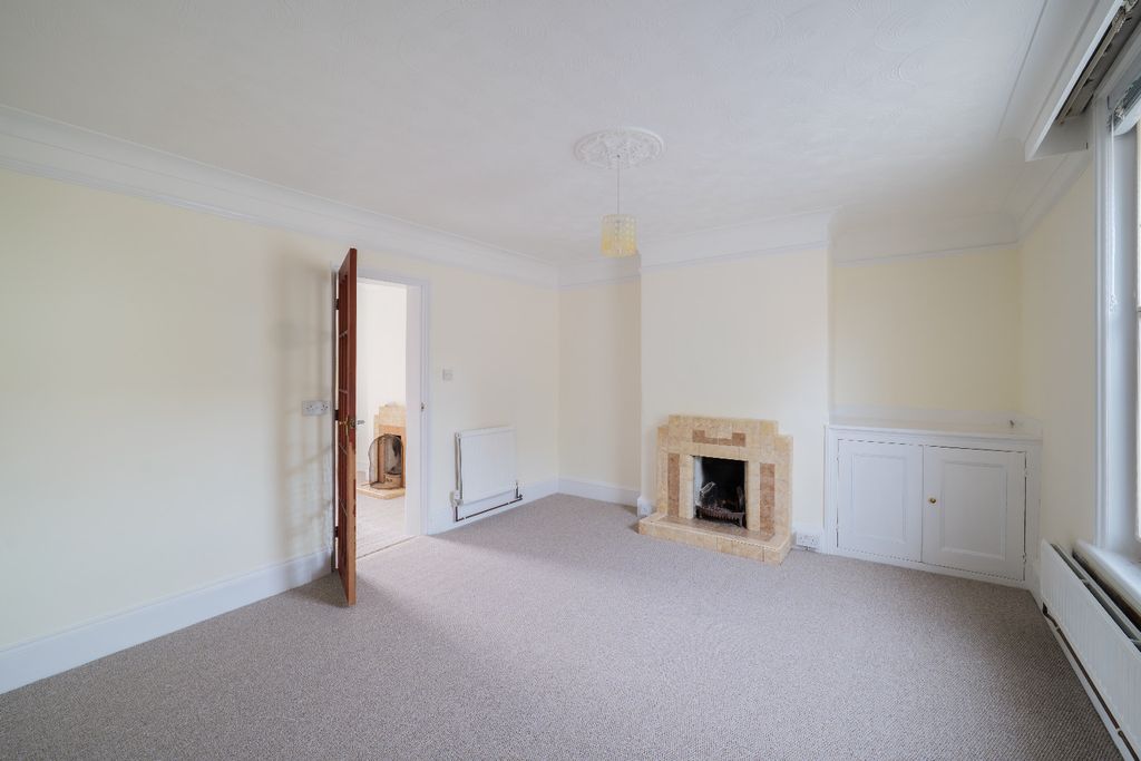 Property photo 2 of 14 5417329