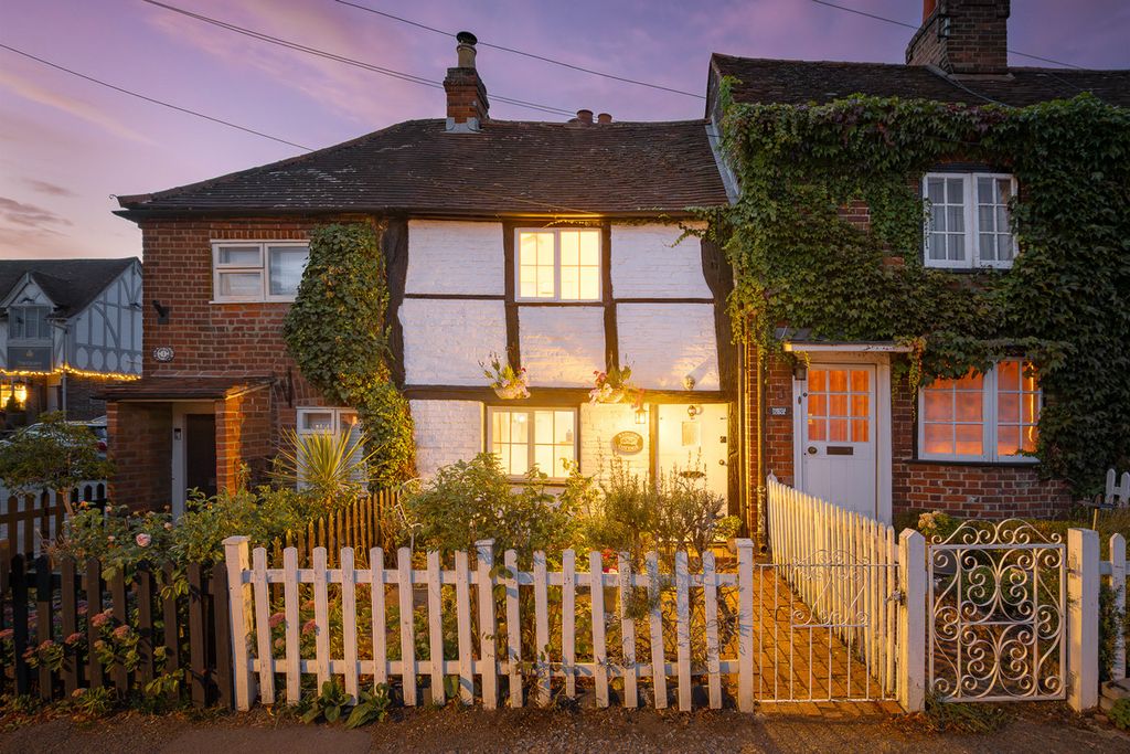 Property photo 1 of 31