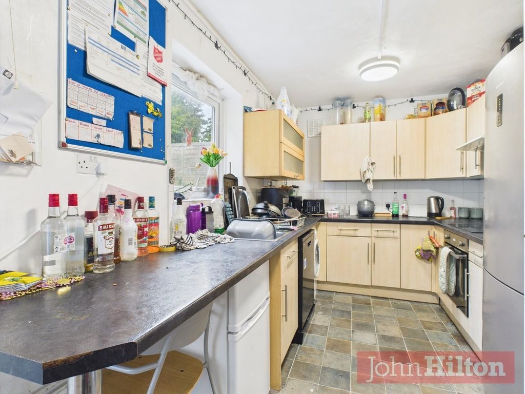 Property photo 3 of 10 Pr0539-Still004.Jpg