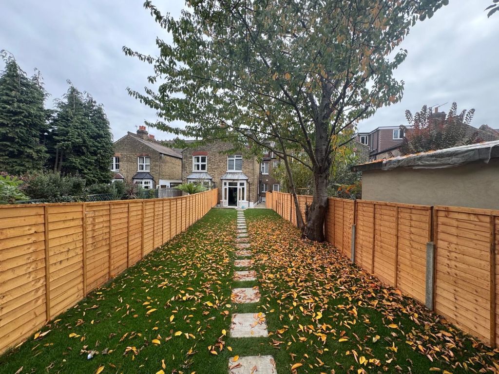 Property photo 3 of 7 4687512