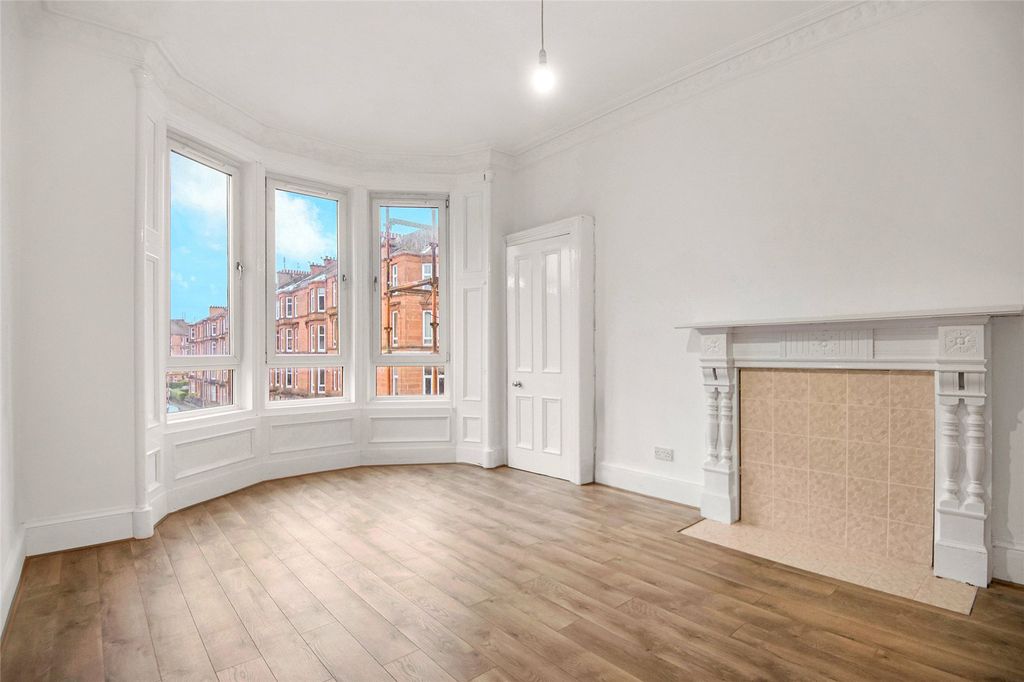 Property photo 2 of 15 Picture No. 12