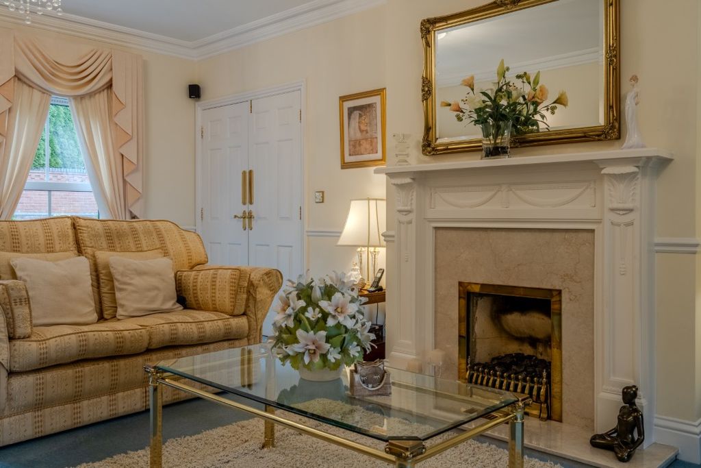 Property photo 3 of 30