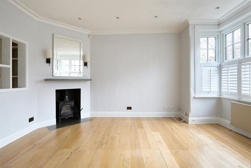 Property photo 3 of 28 2V1A8193_Hdr.Jpg