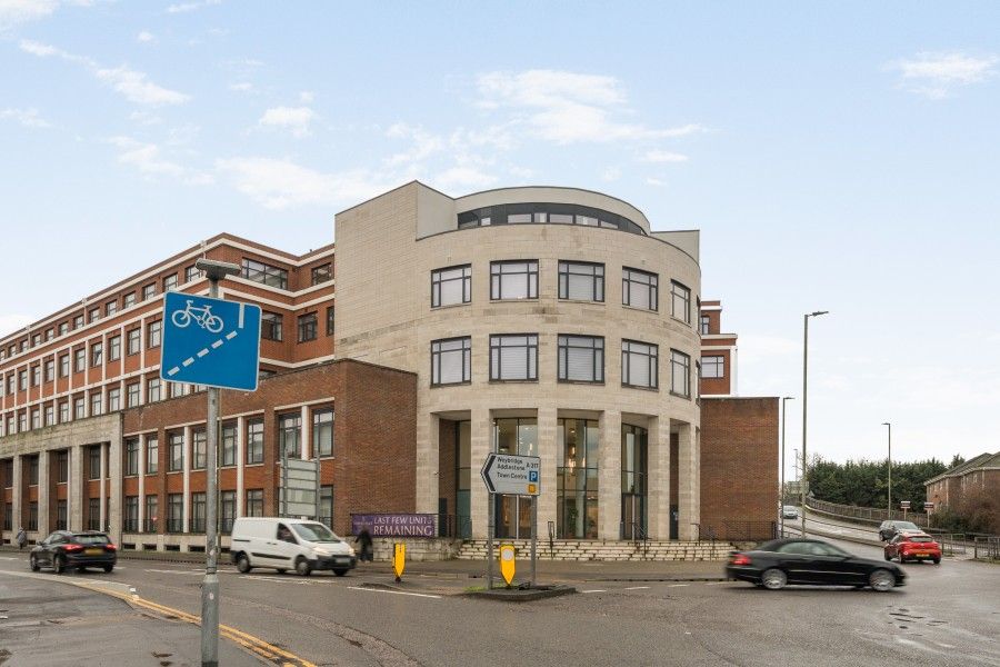 Property photo 1 of 7