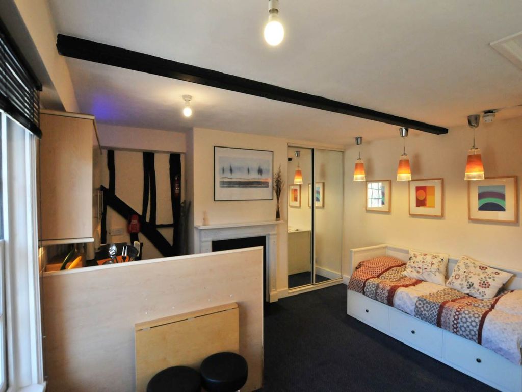 Property photo 3 of 5 Room2