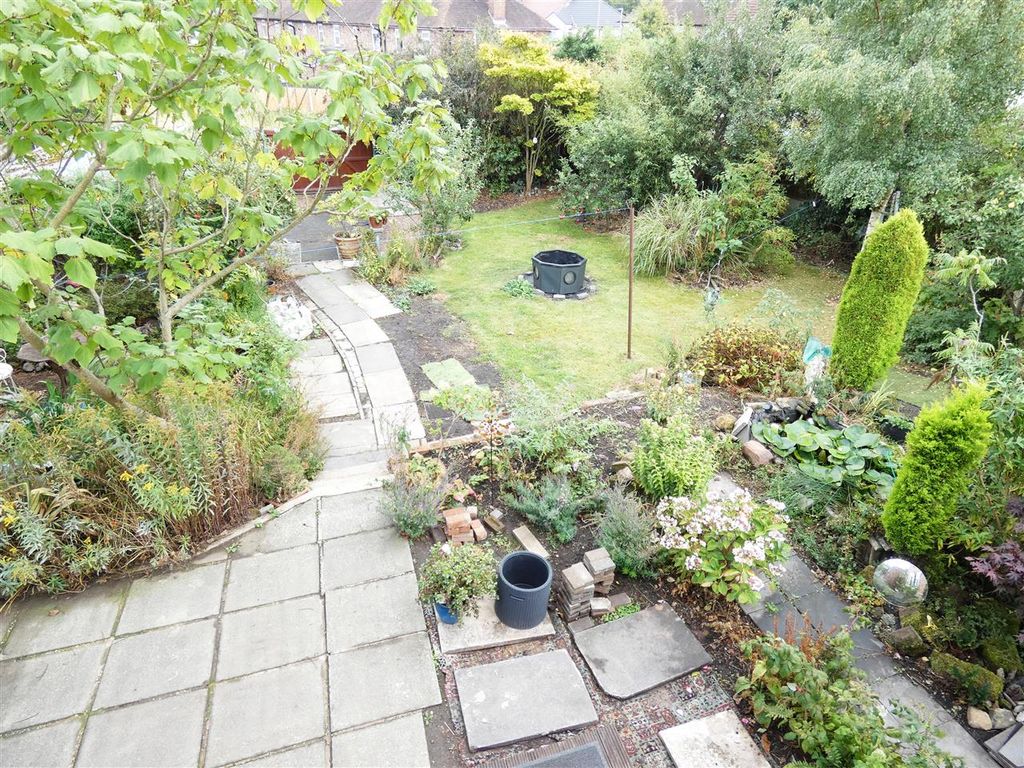 Property photo 2 of 19