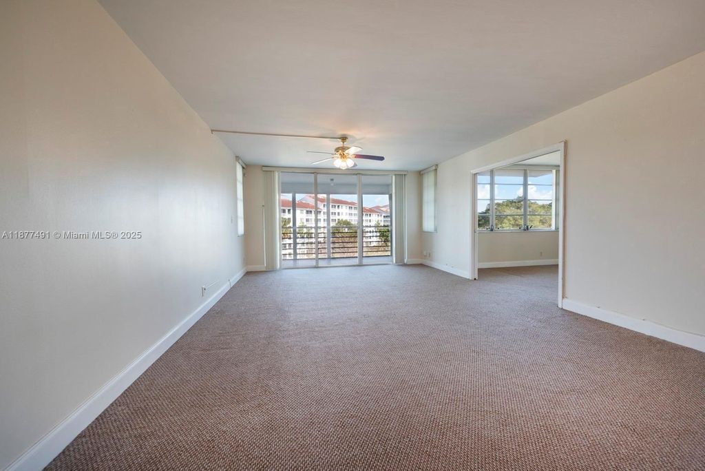 Property photo 3 of 20 <Alttext/>