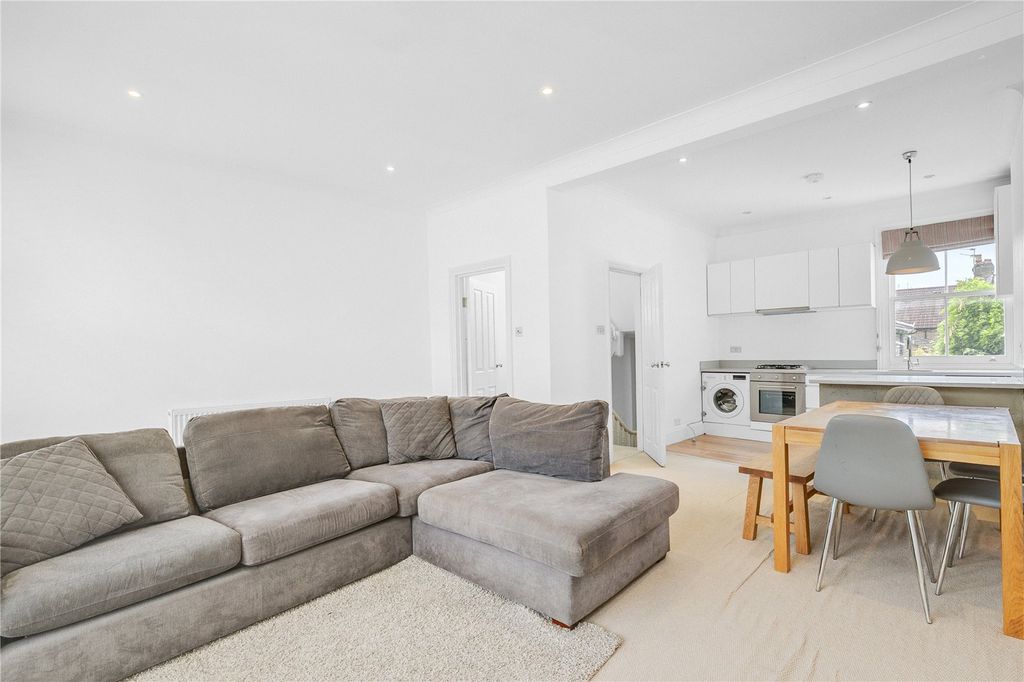Property photo 2 of 10 Picture No. 06