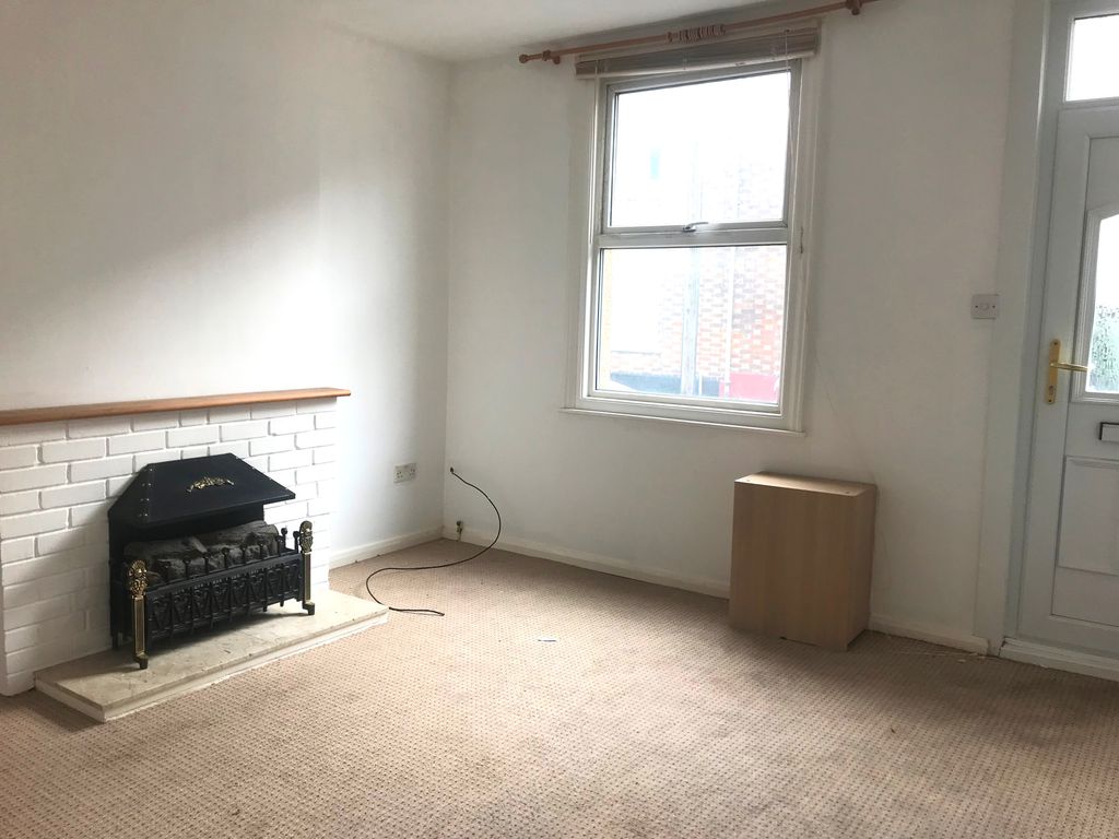Property photo 2 of 6