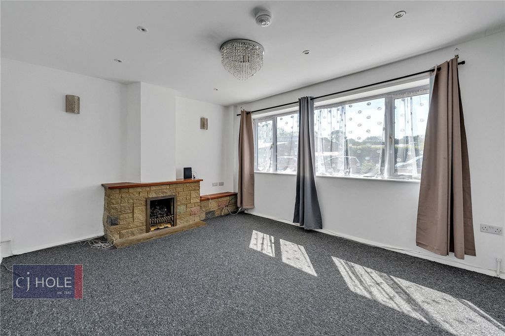 Property photo 3 of 11 Picture No. 08