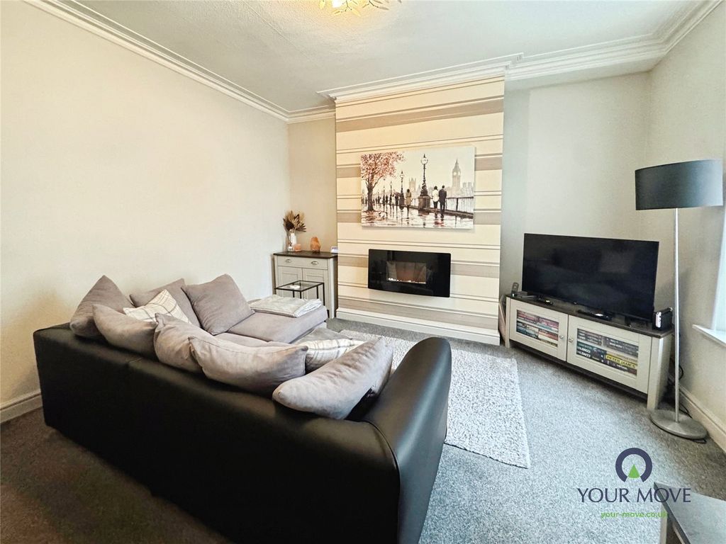 Property photo 3 of 14 Picture No. 02