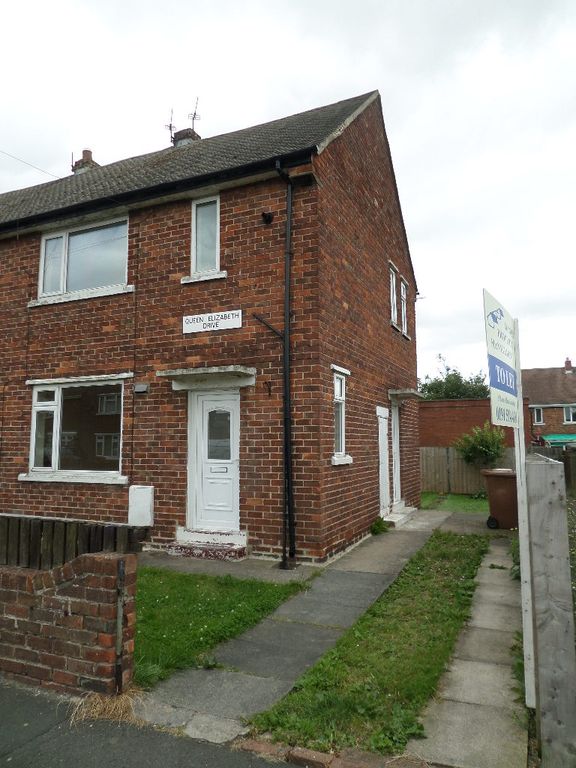 Property photo 1 of 12 Front