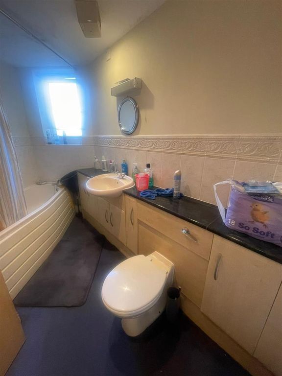 Property photo 2 of 6 2.Jpeg