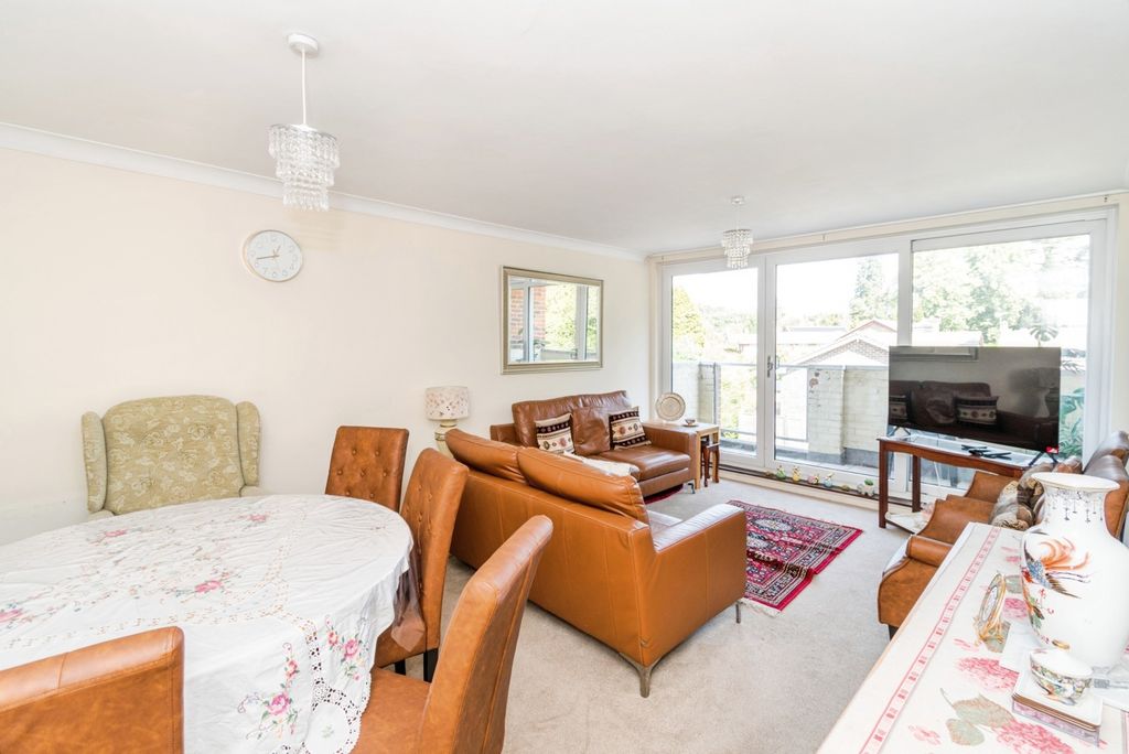 Property photo 3 of 17 Photo