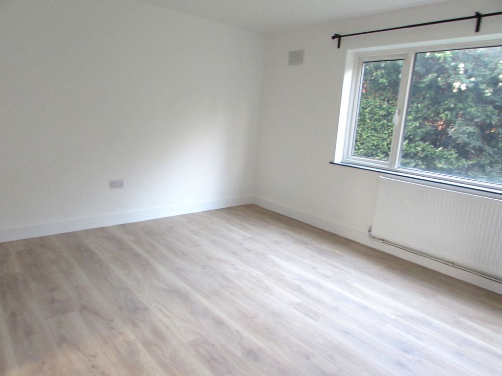 Property photo 2 of 6 Gallery