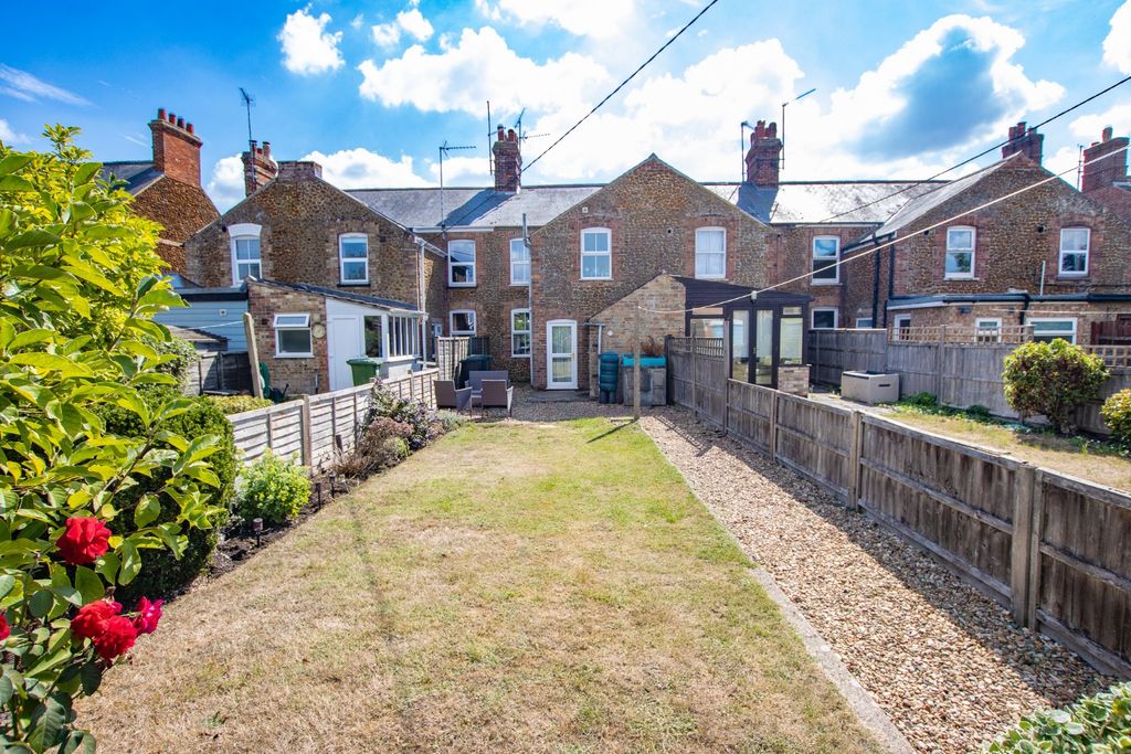 Property photo 3 of 4 5439417