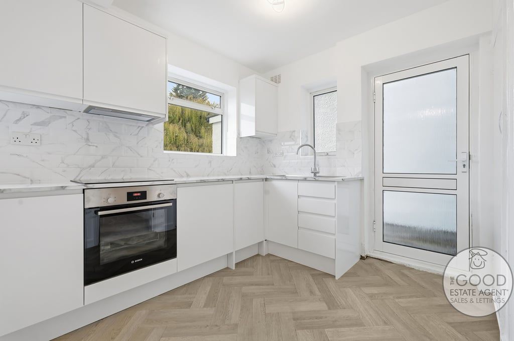 Property photo 3 of 22