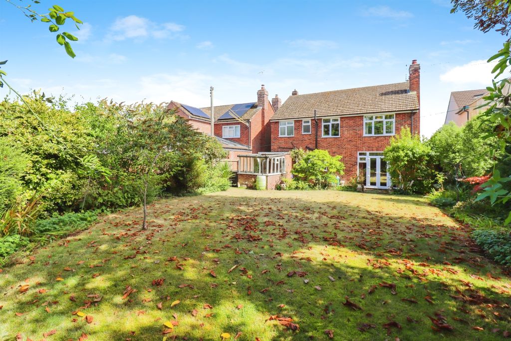 Property photo 2 of 16