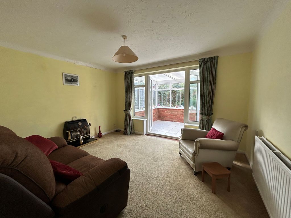 Property photo 3 of 15