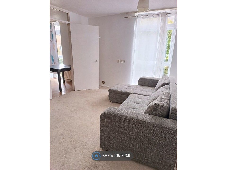 Property photo 3 of 29