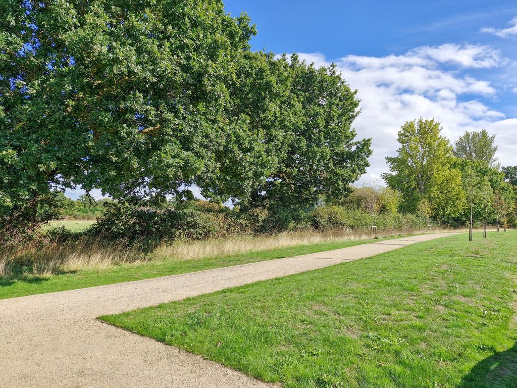 Property photo 3 of 38 5523039