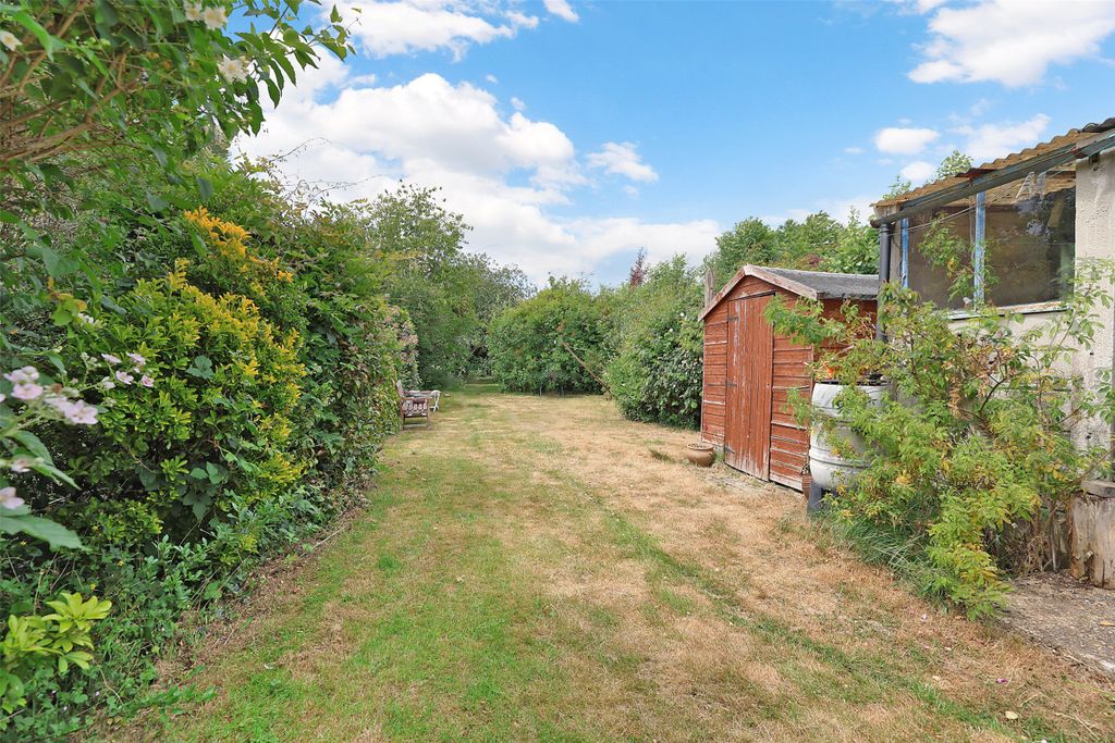 Property photo 2 of 12 Picture No. 13