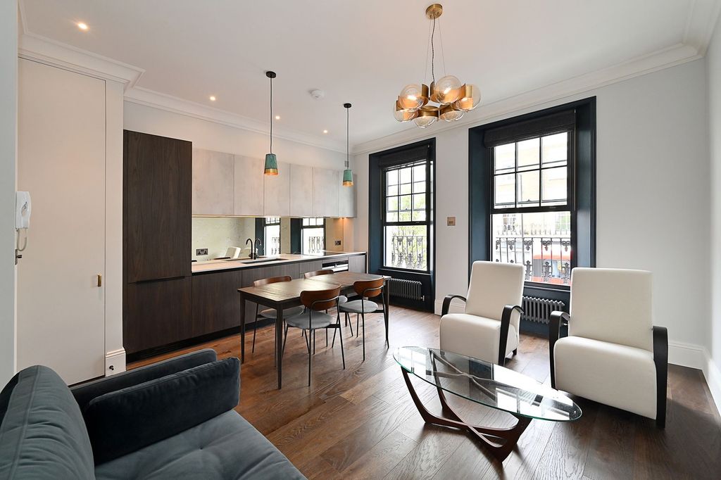 Property photo 2 of 6 Photo 1