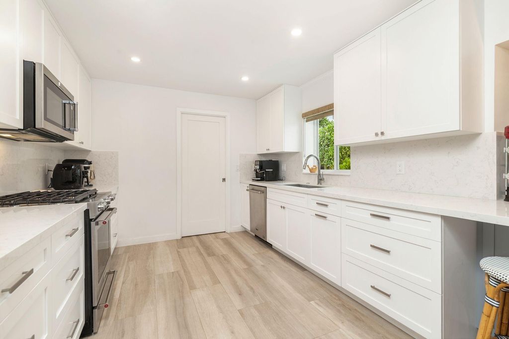 Property photo 3 of 19 <Alttext/>