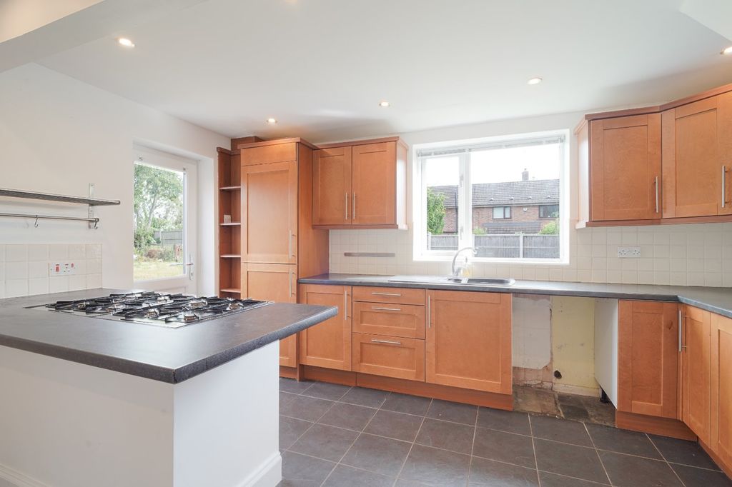 Property photo 3 of 19 Picture No. 40