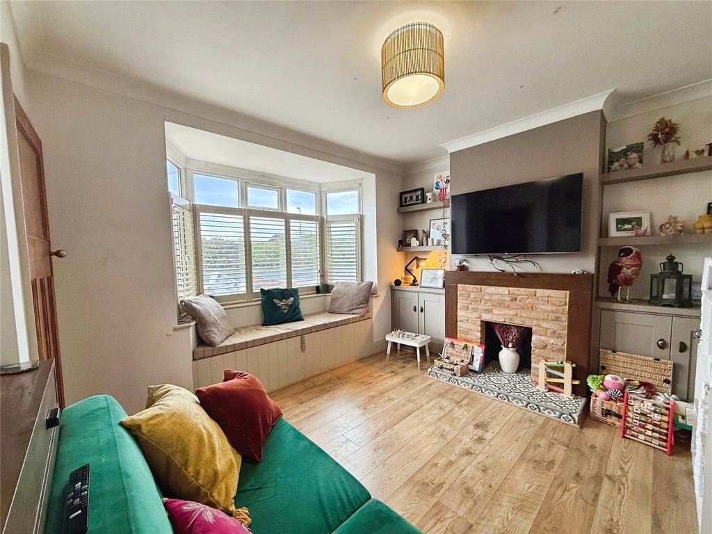 Property photo 3 of 10 Picture No. 28