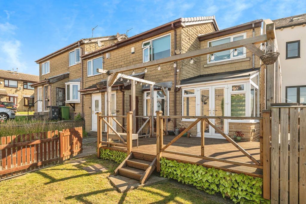 Property photo 1 of 15 Outside