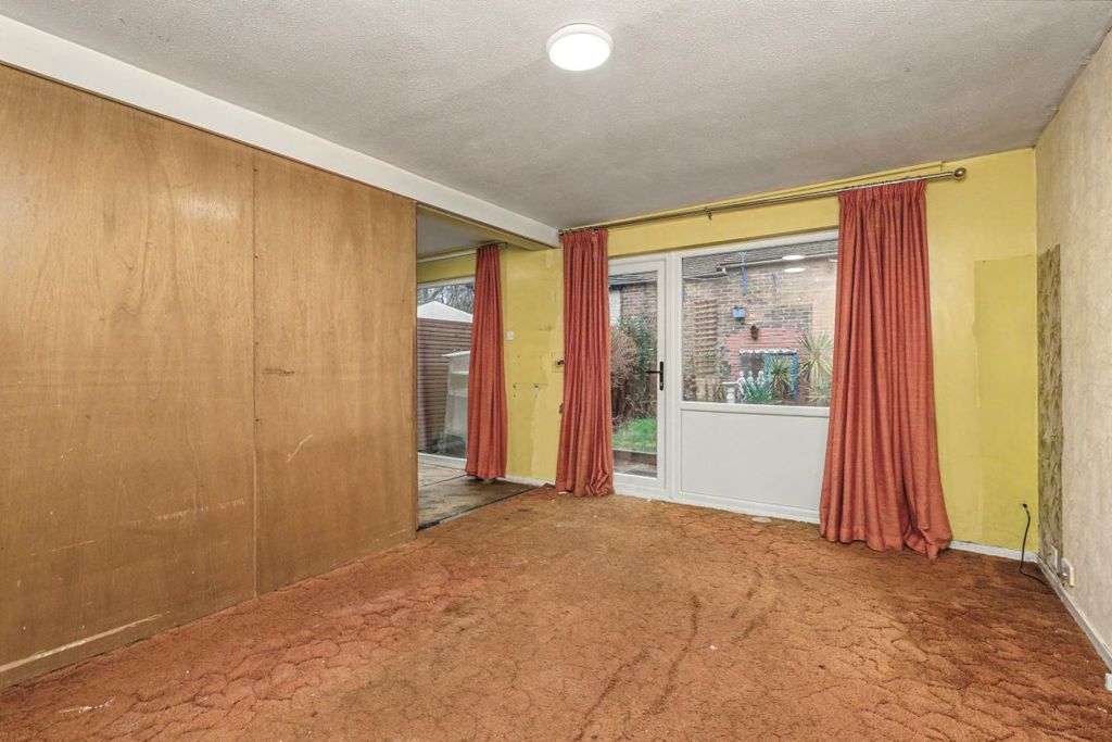 Property photo 3 of 13