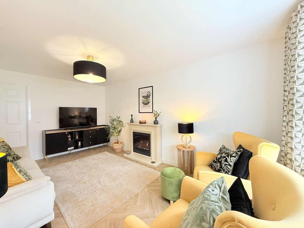 Property photo 3 of 36