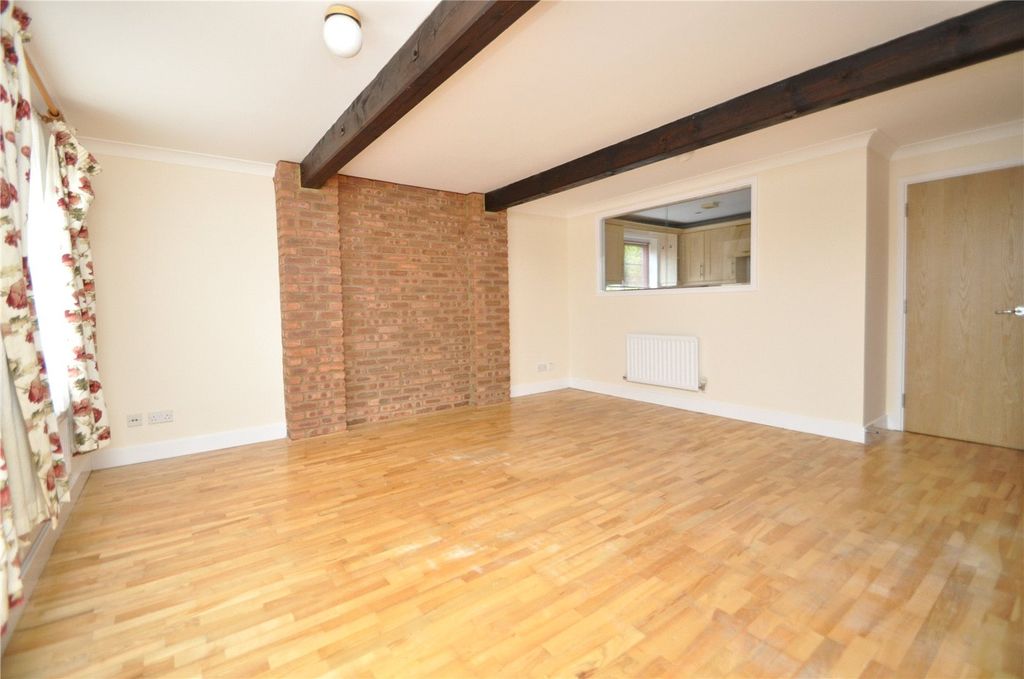 Property photo 3 of 10 Picture No. 18