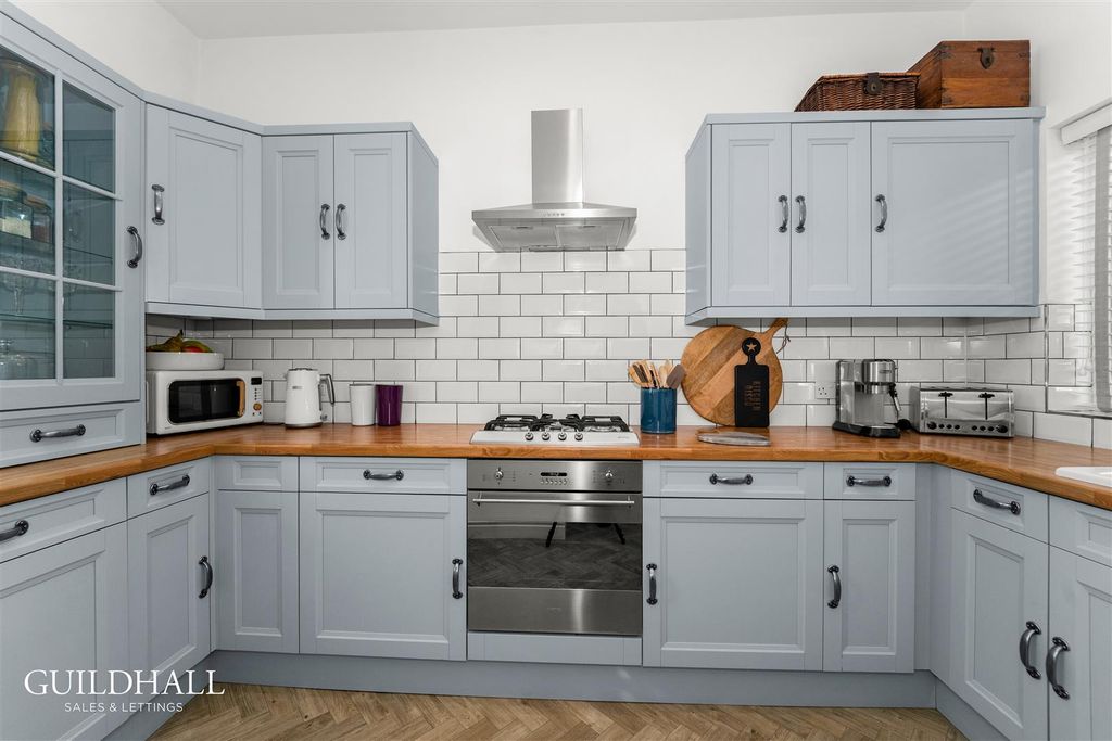 Property photo 3 of 23 5.Jpg