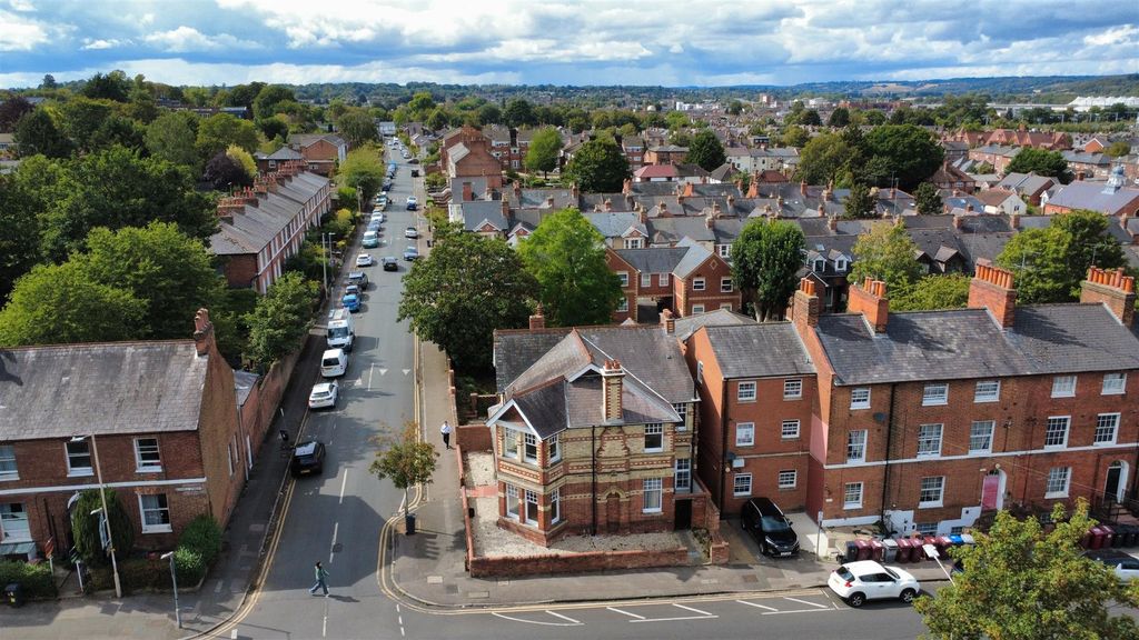 Property photo 2 of 28 Dji_Fly_20260828_144340_875_1787924629104_Photo_Op