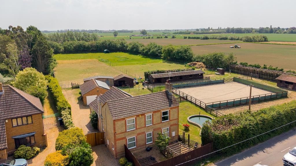 Property photo 1 of 35